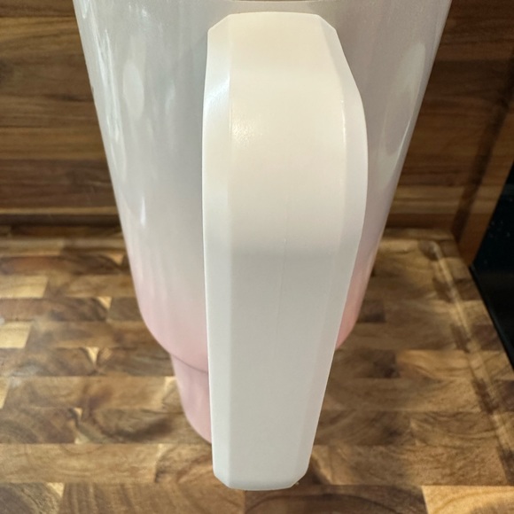 Limited edition Pink white glitter ombré Stanley cup 40 oz - Picture 9 of 14